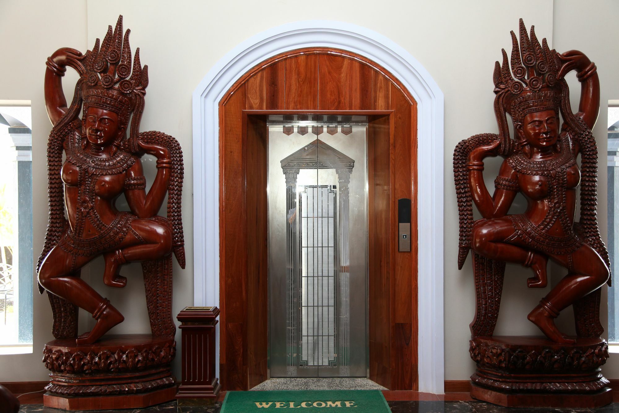 King Fy Hotel Battambang Zewnętrze zdjęcie